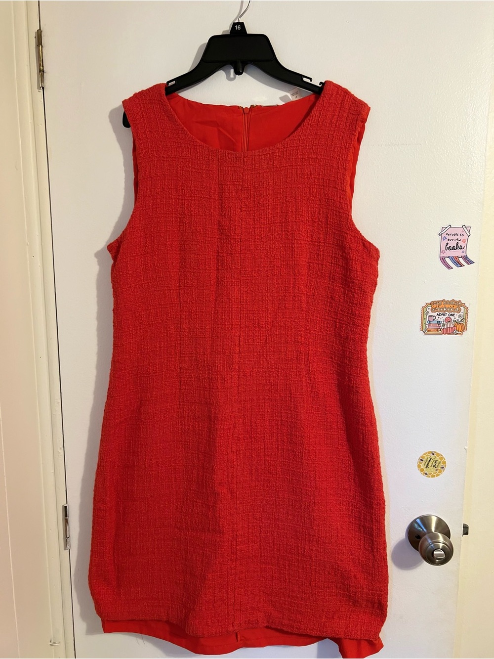 Tahari Red Textured Sleeveless Shift Dress
